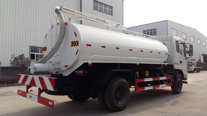 專業(yè)定制廣東東風(fēng)吸糞車，多利卡系列支持分期，高清細(xì)節(jié)圖一覽